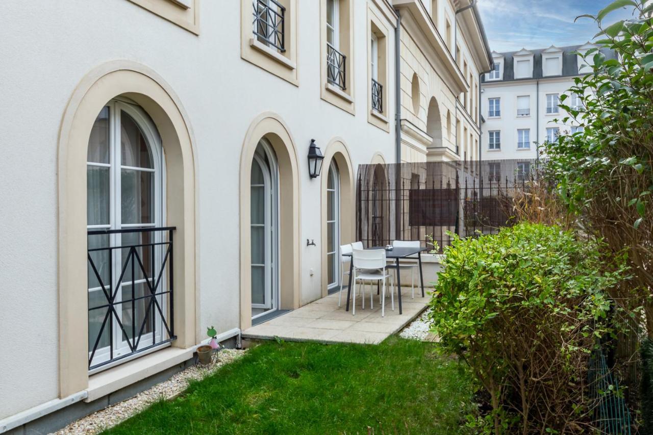 Apartment 2 Bedroomed Near Disneyland Paris With Garden Parking At セリ エクステリア 写真