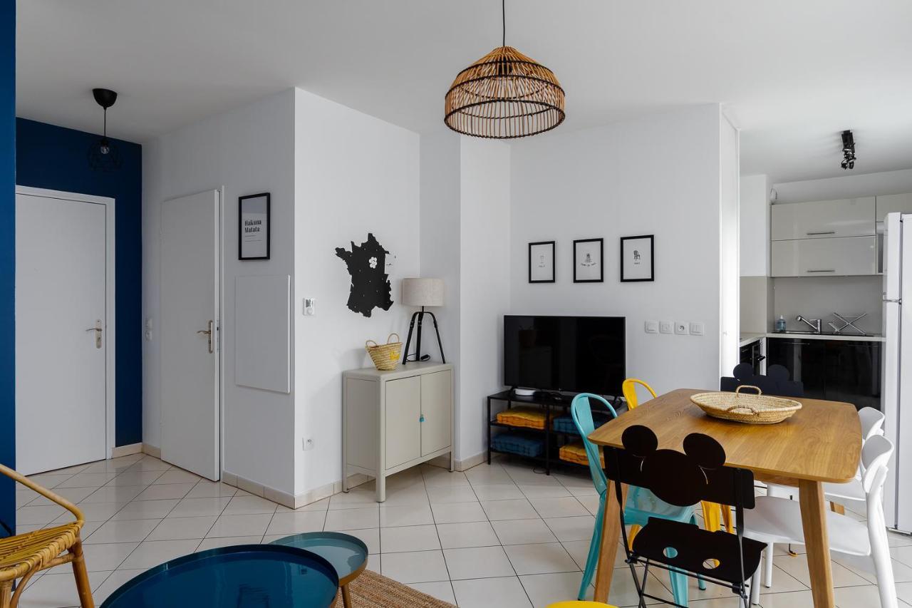 Apartment 2 Bedroomed Near Disneyland Paris With Garden Parking At セリ エクステリア 写真